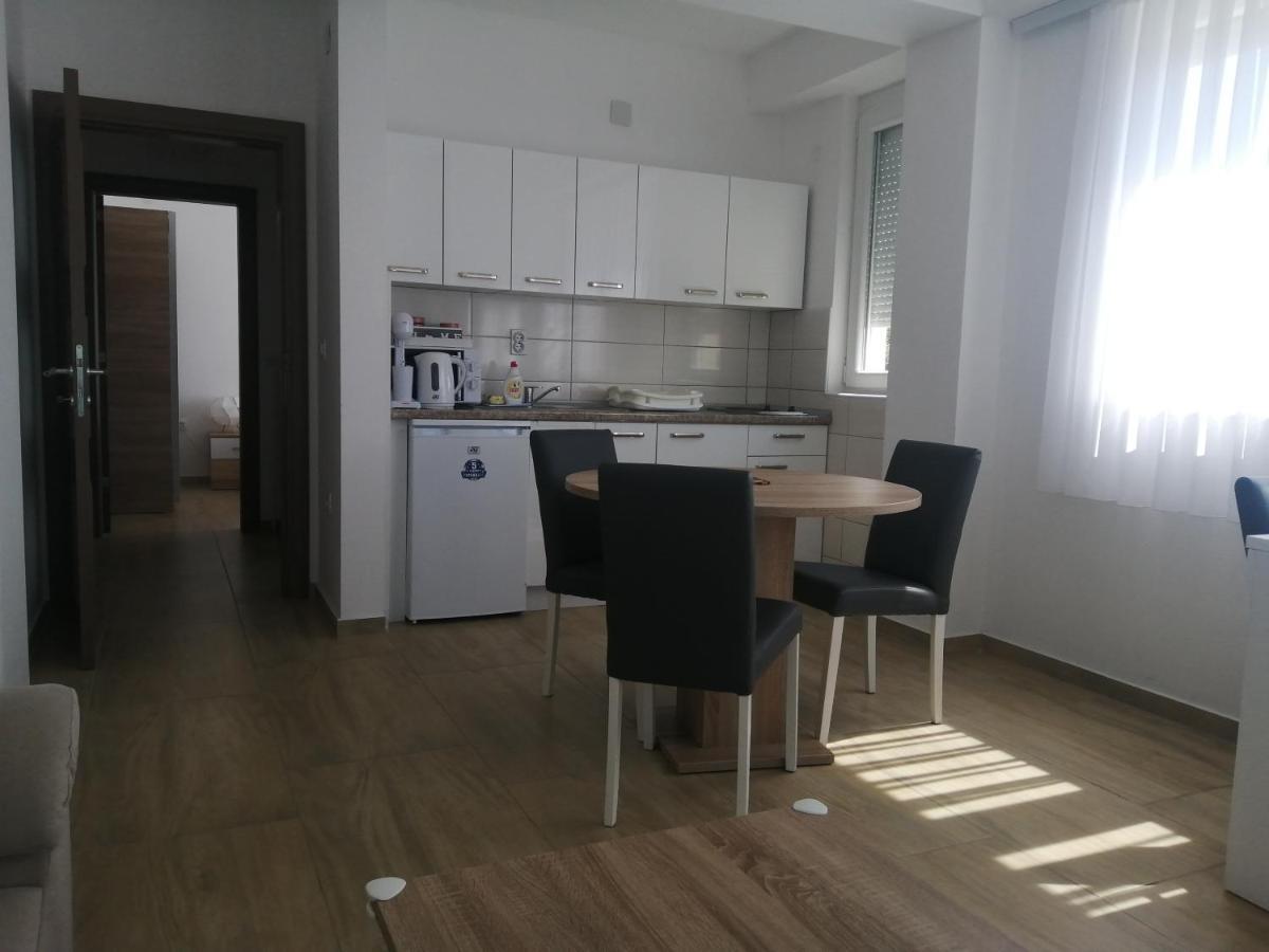 Apartments Lakeside Elesec Ohrid Ngoại thất bức ảnh