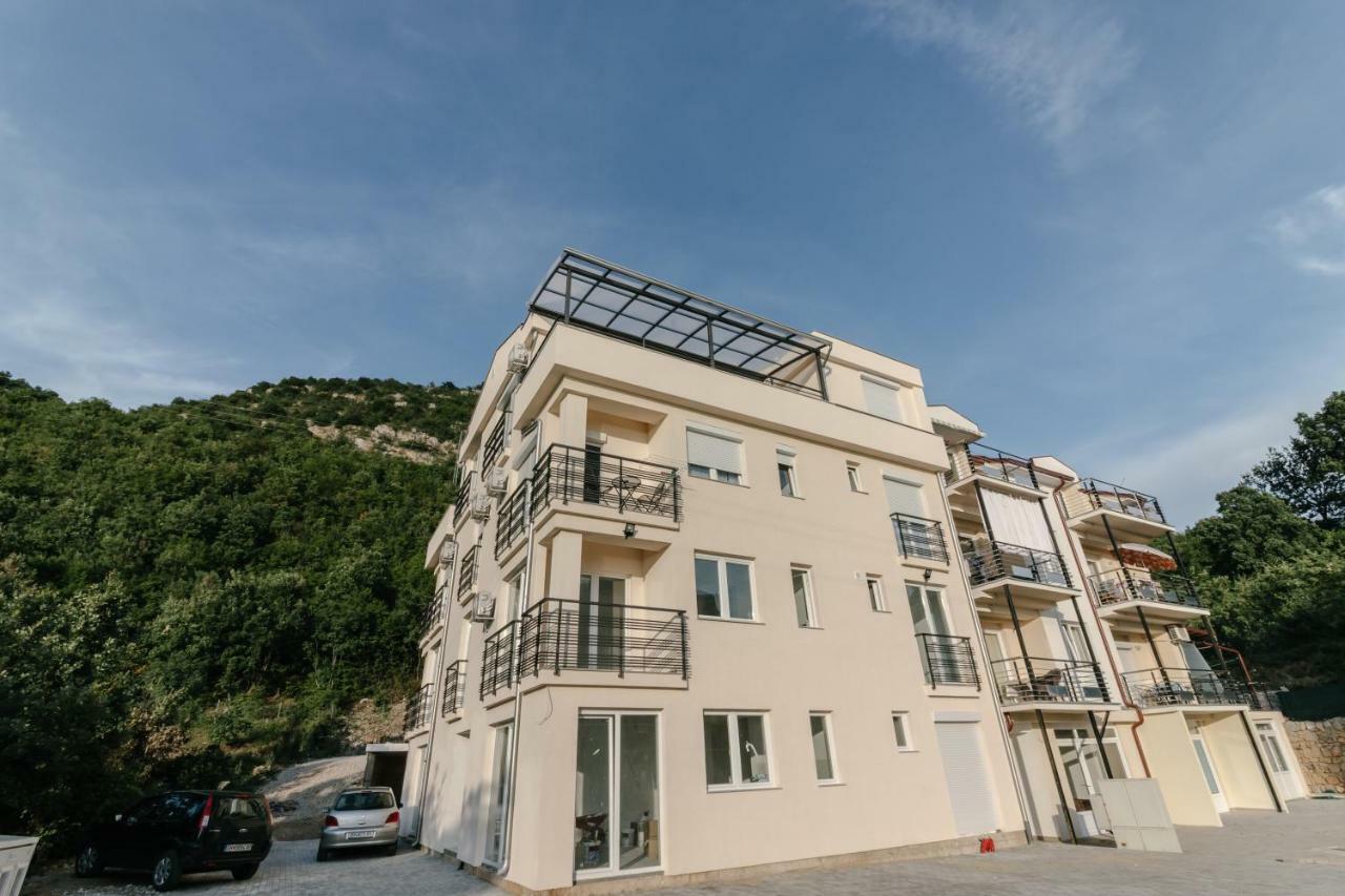 Apartments Lakeside Elesec Ohrid Ngoại thất bức ảnh