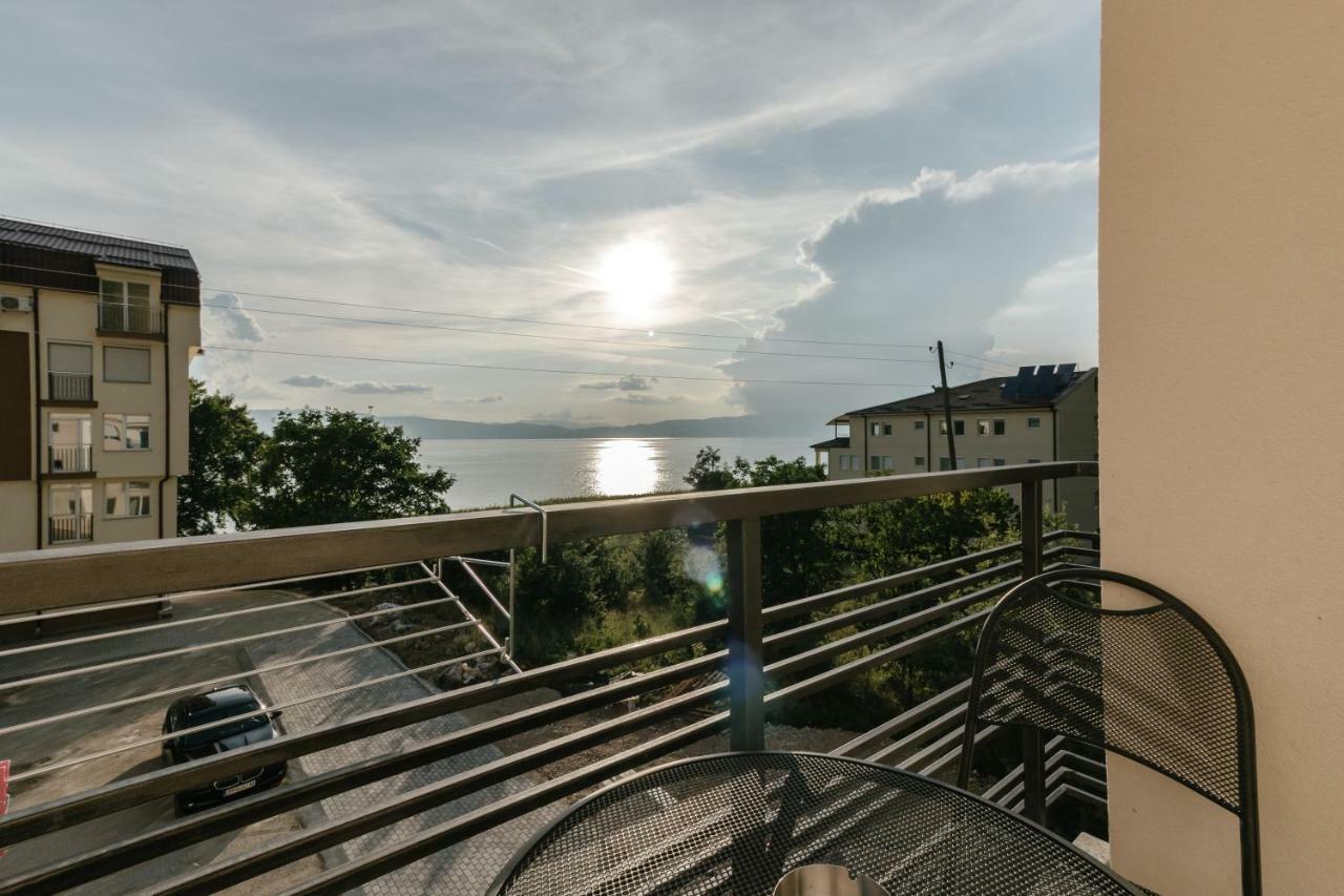 Apartments Lakeside Elesec Ohrid Ngoại thất bức ảnh